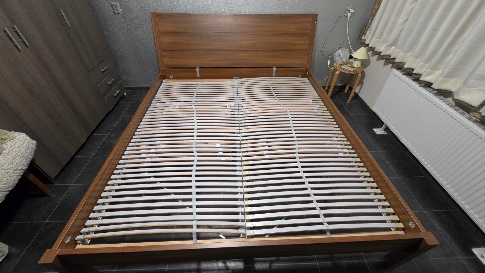 Tweepersoonsbed met lattenbodem - 180x200 cm