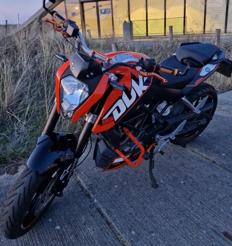 Ktm duke 125cc