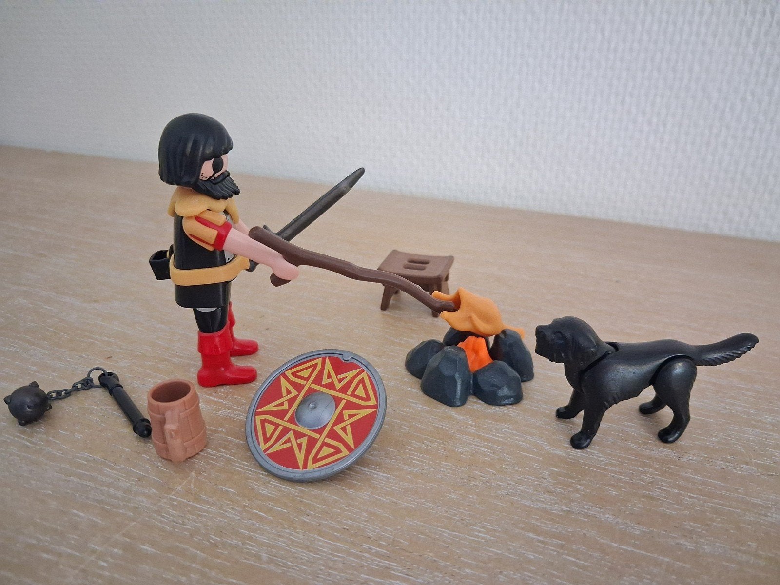 Playmobil barbaar met kampvuur en hond setnr 4769, Complete set, Overige typen, Zo goed als nieuw, Historisch