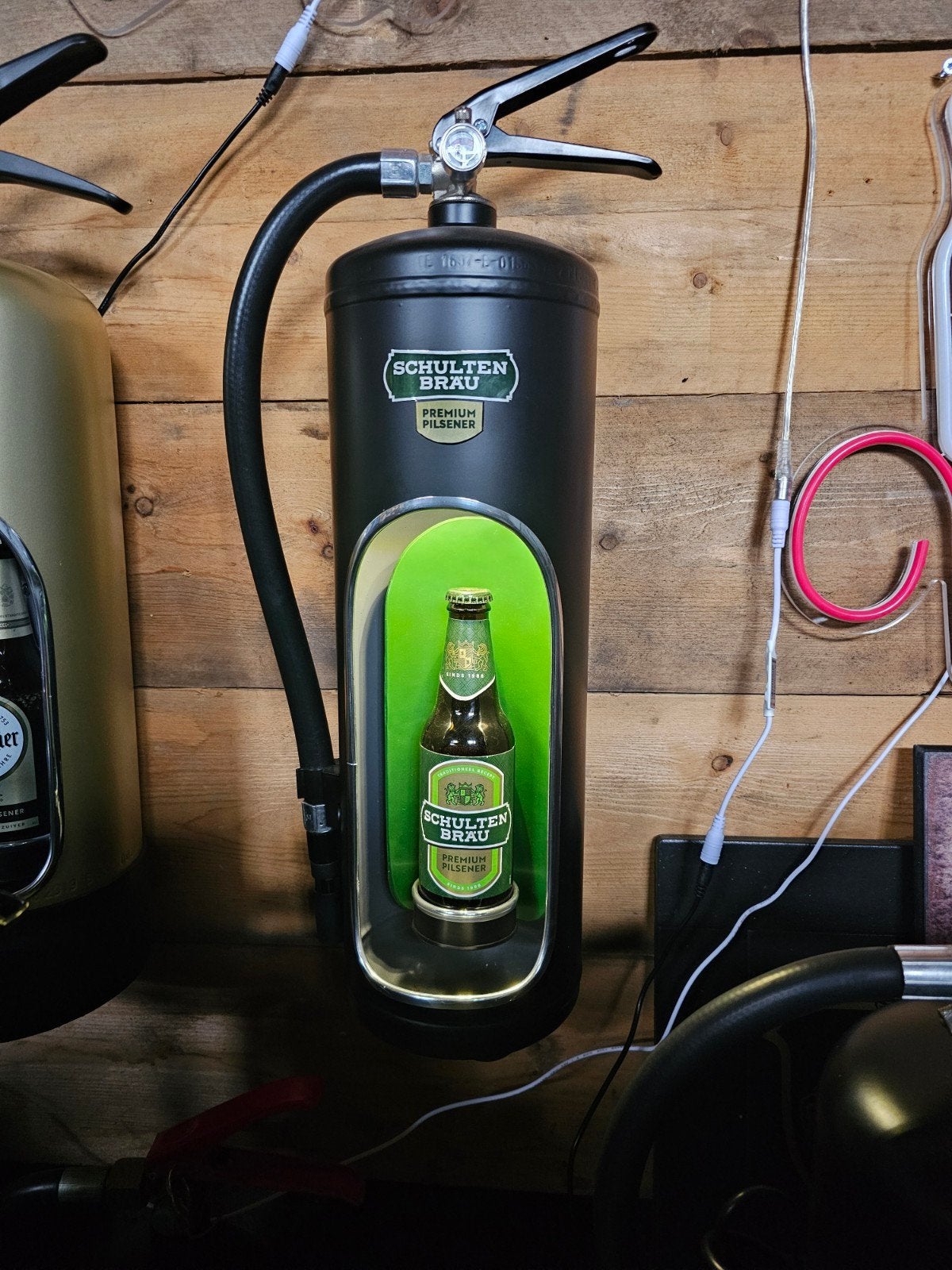 Mooie SCHULTENBRAU BRANDBLUSSER met ledverlichting, Ophalen of Verzenden, Nieuw, Reclamebord, Plaat of Schild, Overige merken