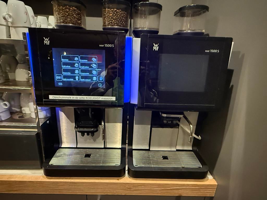 WMF 1500 S Professionele Koffiemachine -, Witgoed en Apparatuur, Koffiezetapparaten, Stoompijpje, Gebruikt, 10 kopjes of meer