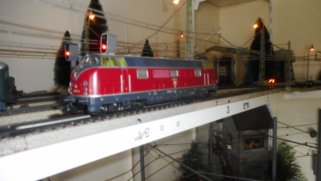 MARKLIN 3682 Duitse stoere dieselloc serie 221 DB ,Dig. ovp, Wisselstroom, Locomotief, Nieuw, Ophalen of Verzenden