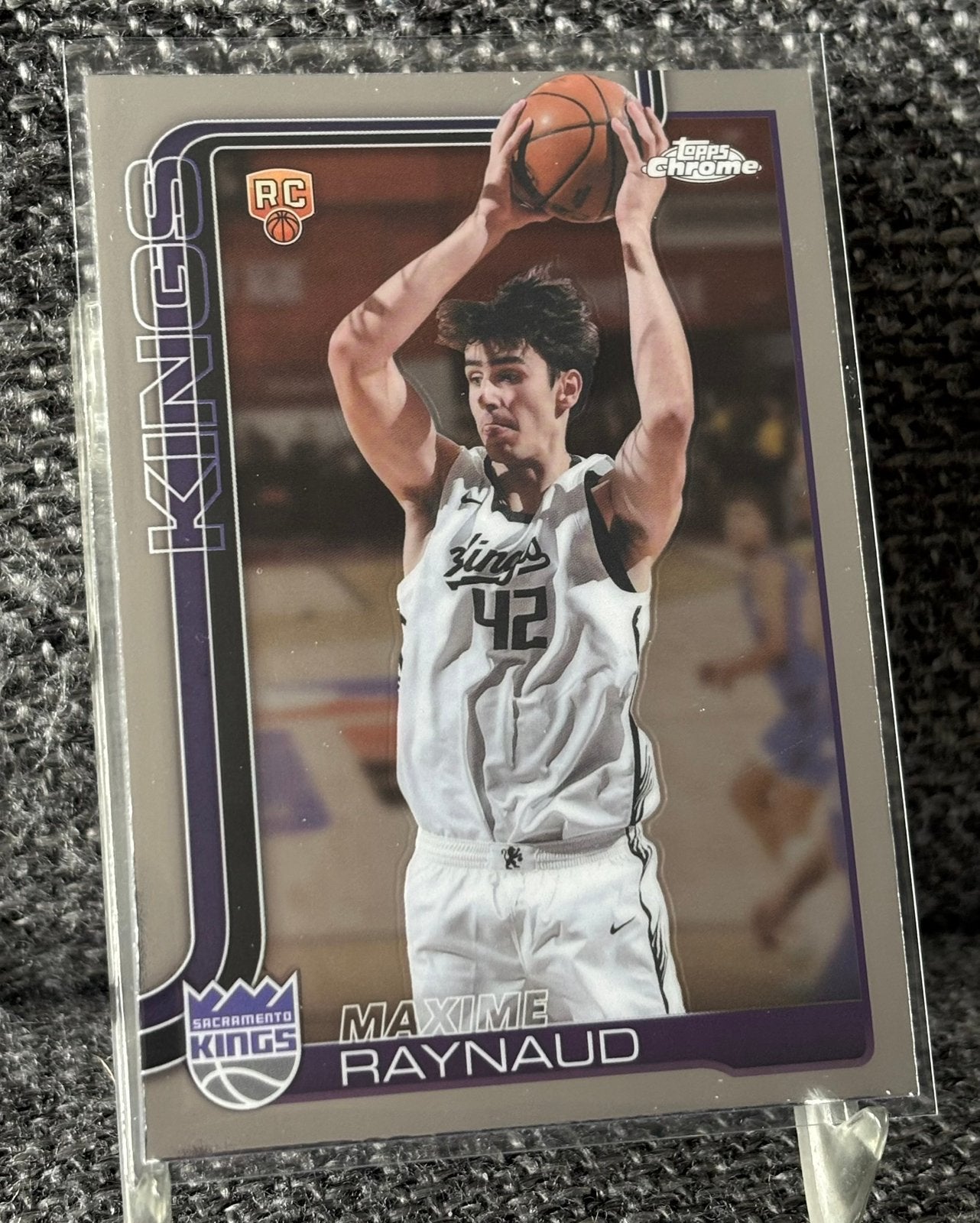 Maxime Raynaud RC Topps Chrome NBA card Sacramento Kings, Ophalen of Verzenden, Nieuw, Plaatje