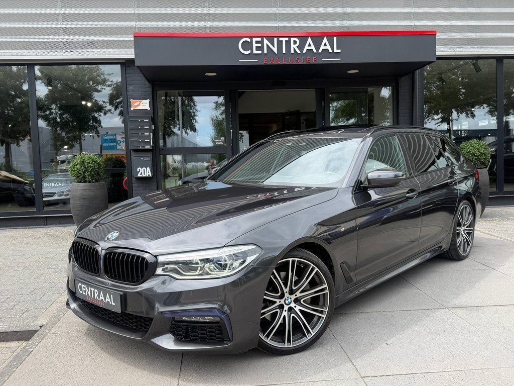 BMW 5-serie Touring 520i High Exe M-Sport Pano|Harman&Kardon, Auto's, BMW, Bedrijf, Te koop, 5-Serie, ABS, Achteruitrijcamera