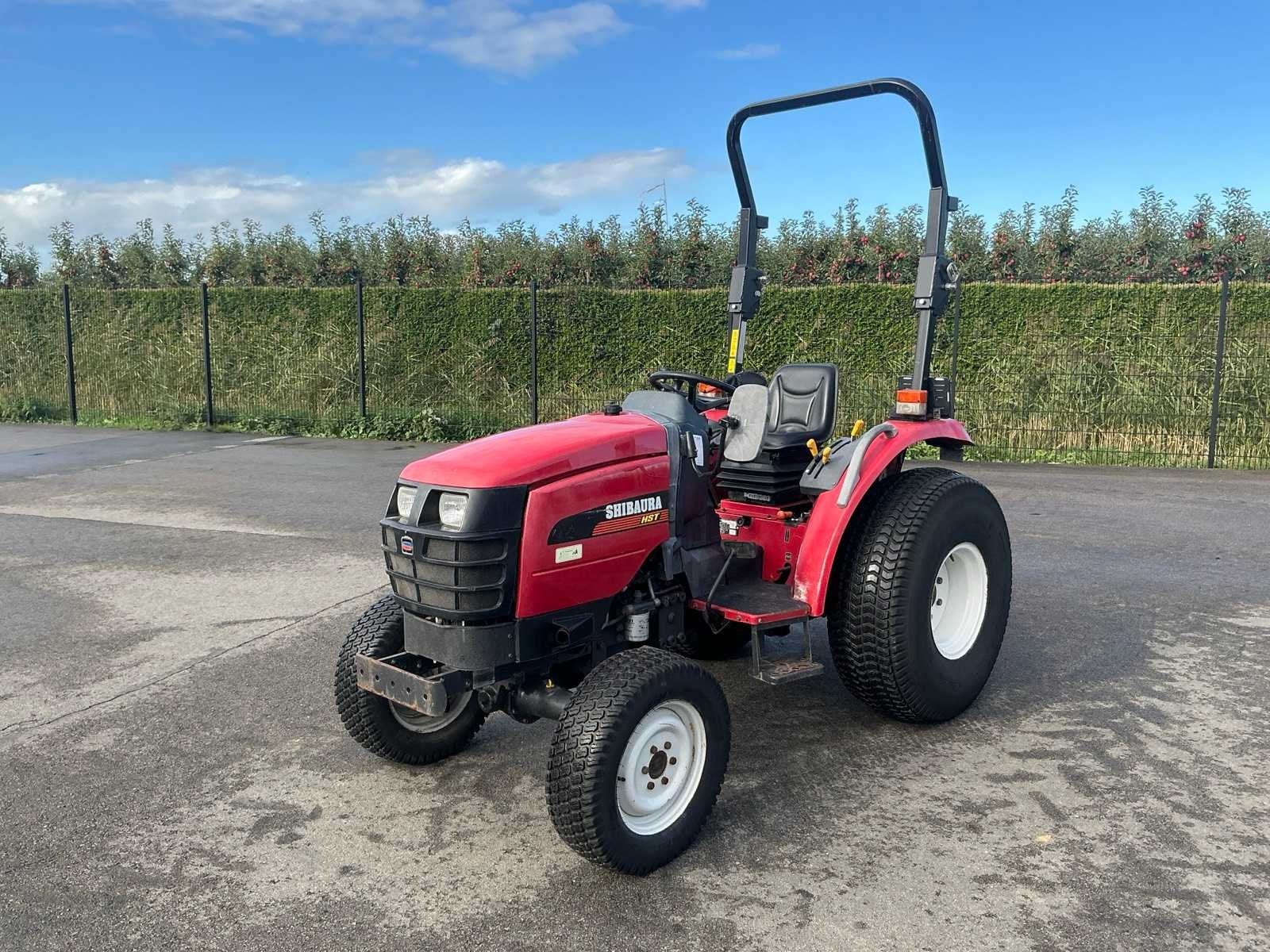 2010 Shibaura ST333 Smalspoor- en compacttractor, Gebruikt, Overige merken