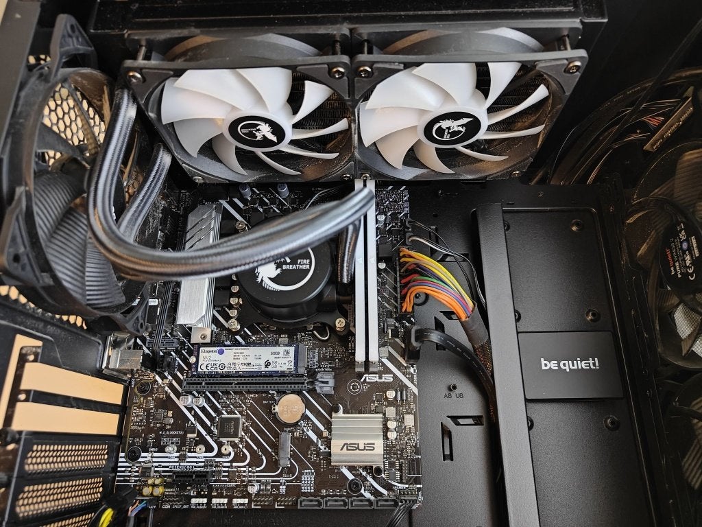 Asus moederbord + i5 13400F + 32GB + waterkoeling, Computers en Software, LGA 1700, DDR4, Ophalen of Verzenden, Zo goed als nieuw