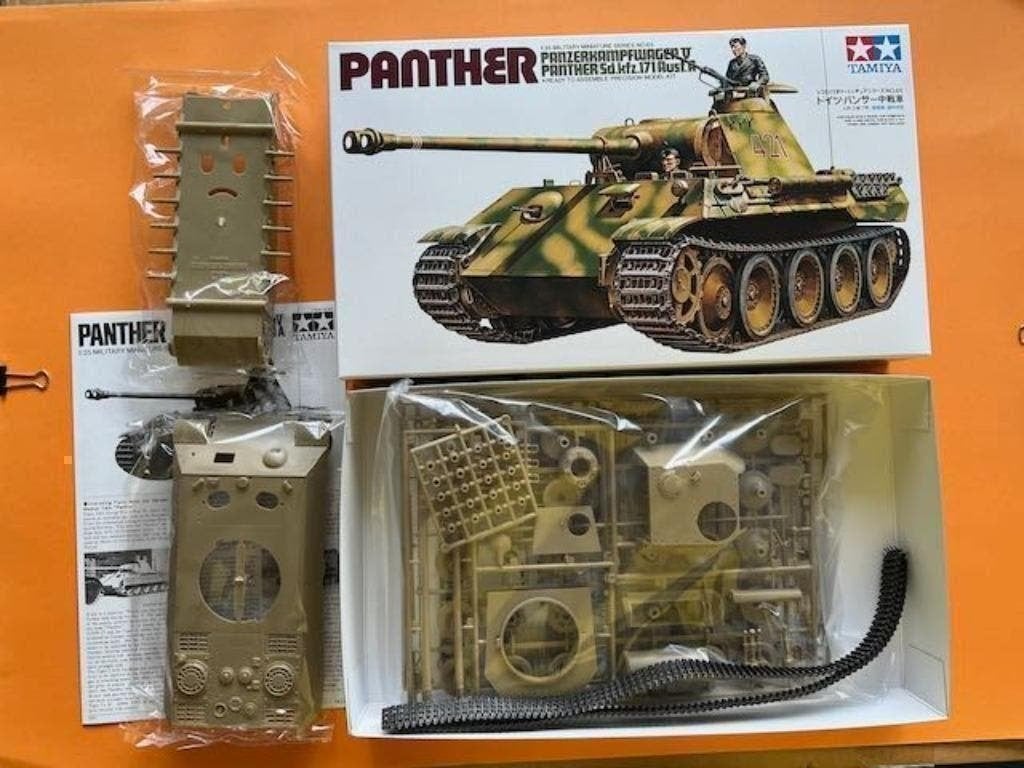 Tamiya	GERMAN Panther 	1/35  **065, Italeri, Verzenden, 1:32 tot 1:50, Overige typen
