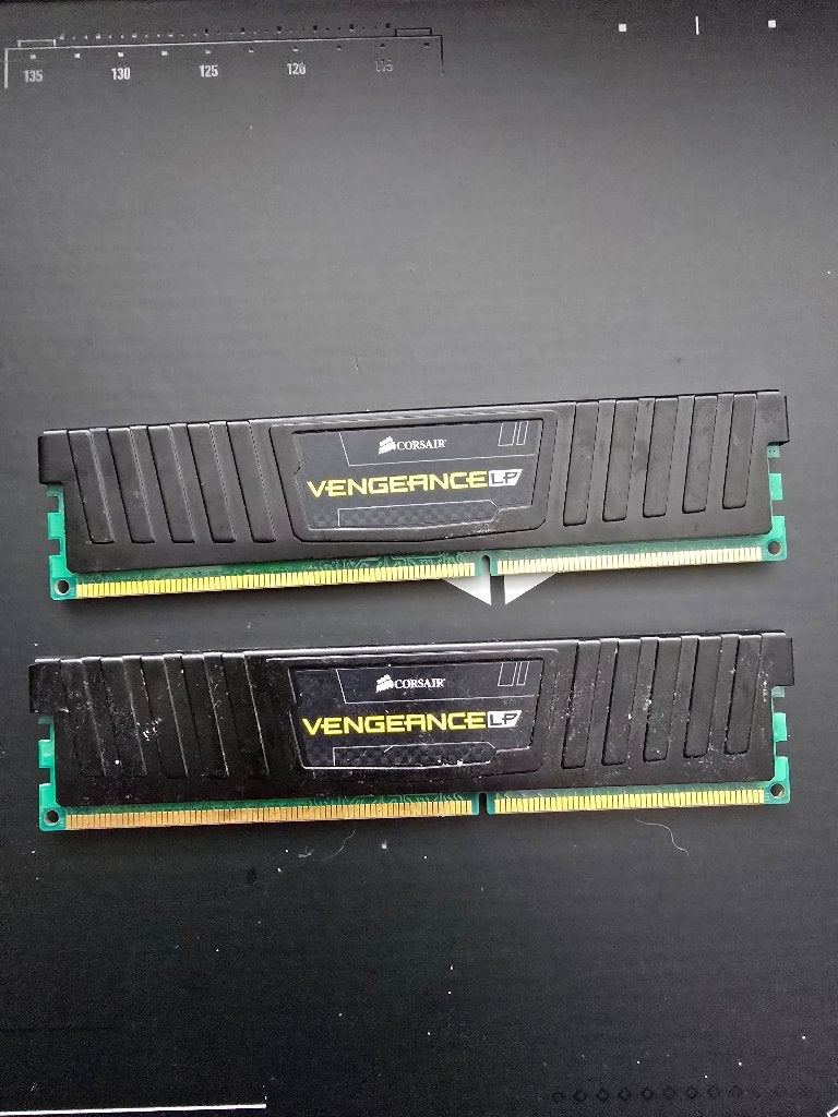 Corsair Vengeance CML8GX3M2A1600C9 ( 2 x 4GB ), Ophalen of Verzenden, DDR3, Desktop