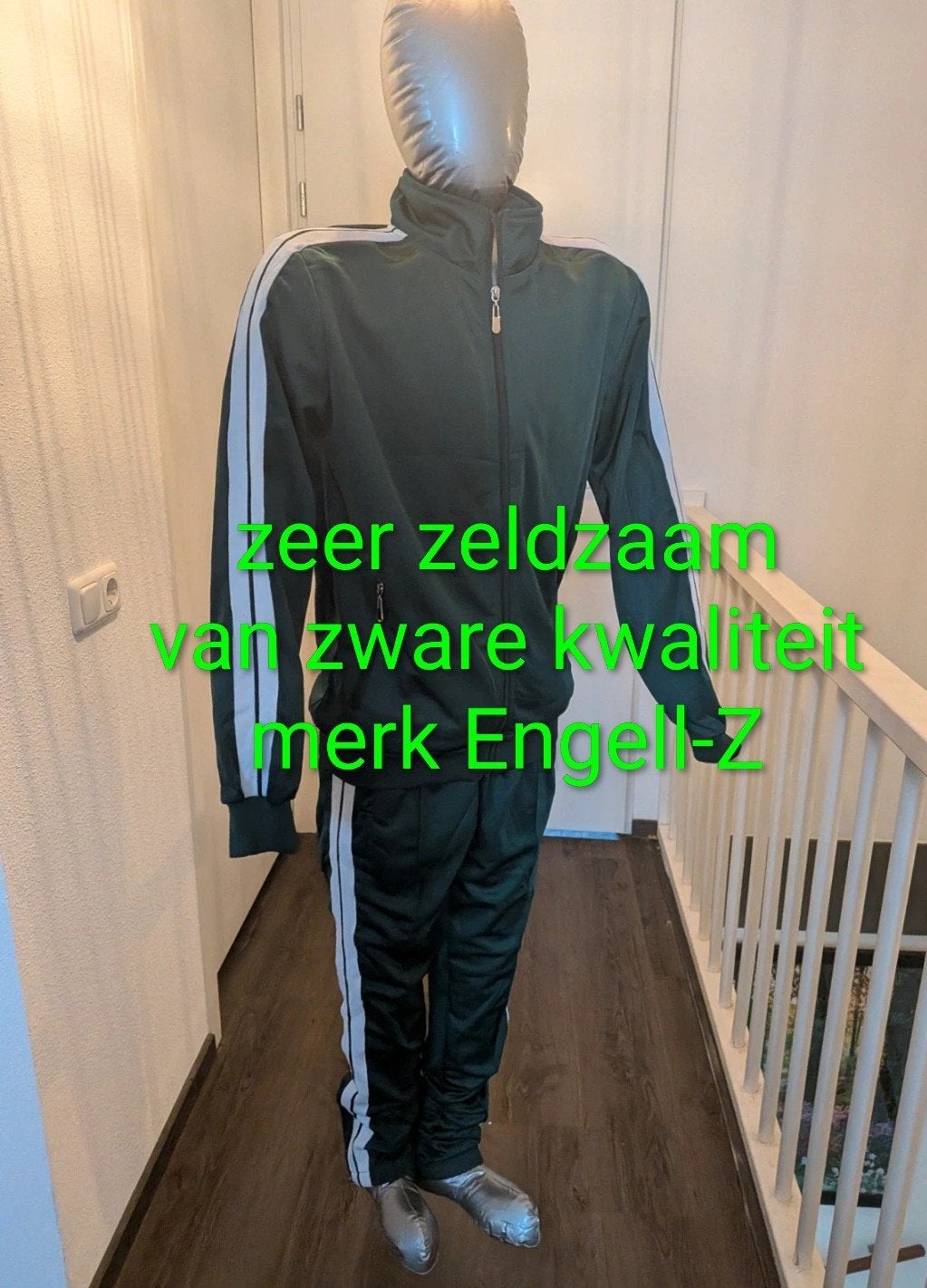 Engel-Z Trainingspak - Zeer Zeldzaam & Zware Kwaliteit, Engel-Z, Nieuw, Overige maten, Ophalen of Verzenden
