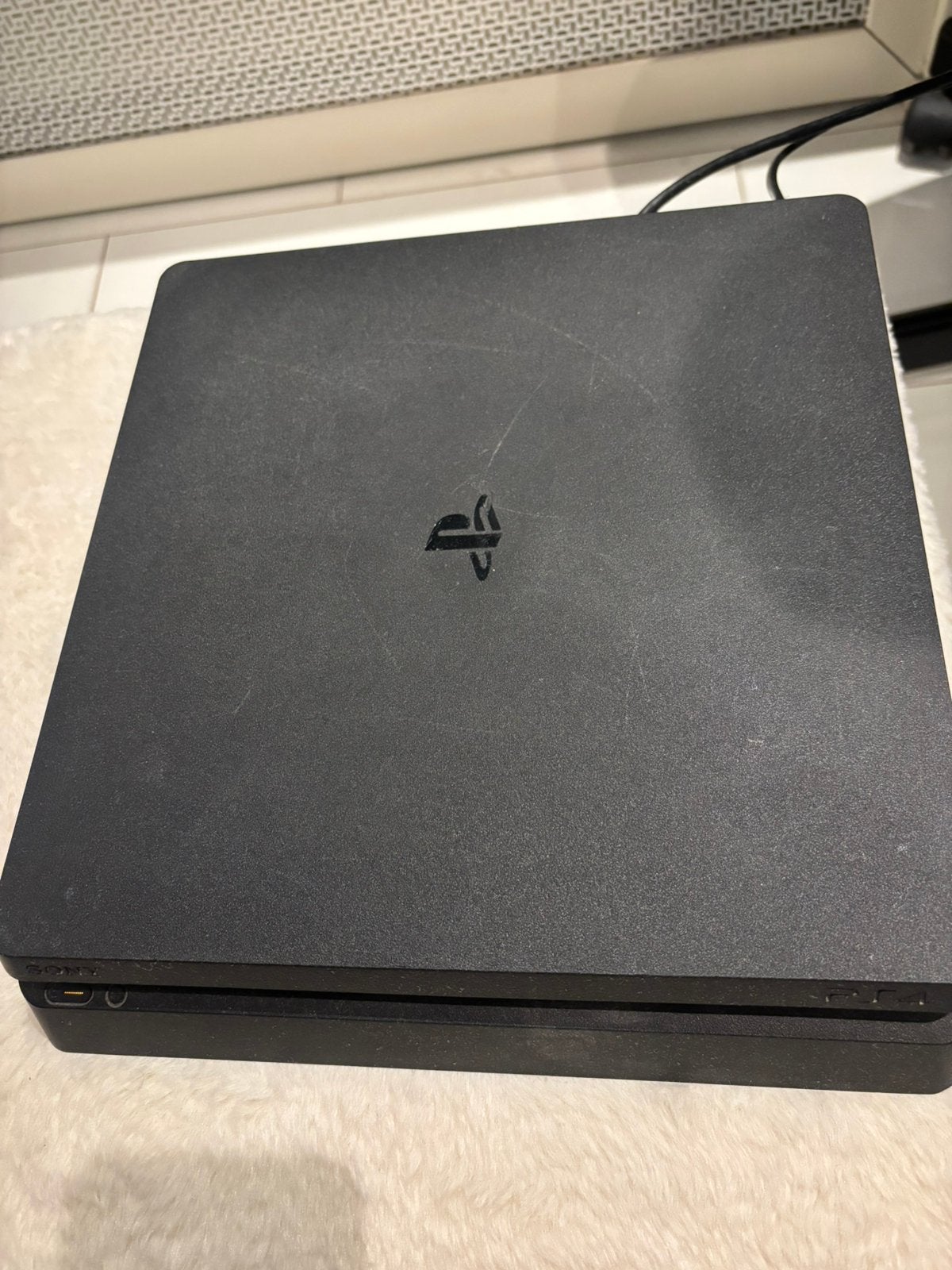 PS4 Slim Lees beschrijving aub, Ophalen of Verzenden, Zo goed als nieuw, Met 1 controller, Slim
