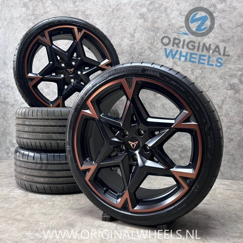 19 inch originele velgen + zomerbanden Cupra Leon, Auto-onderdelen, Banden en Velgen, 19 inch, Gebruikt, -, -