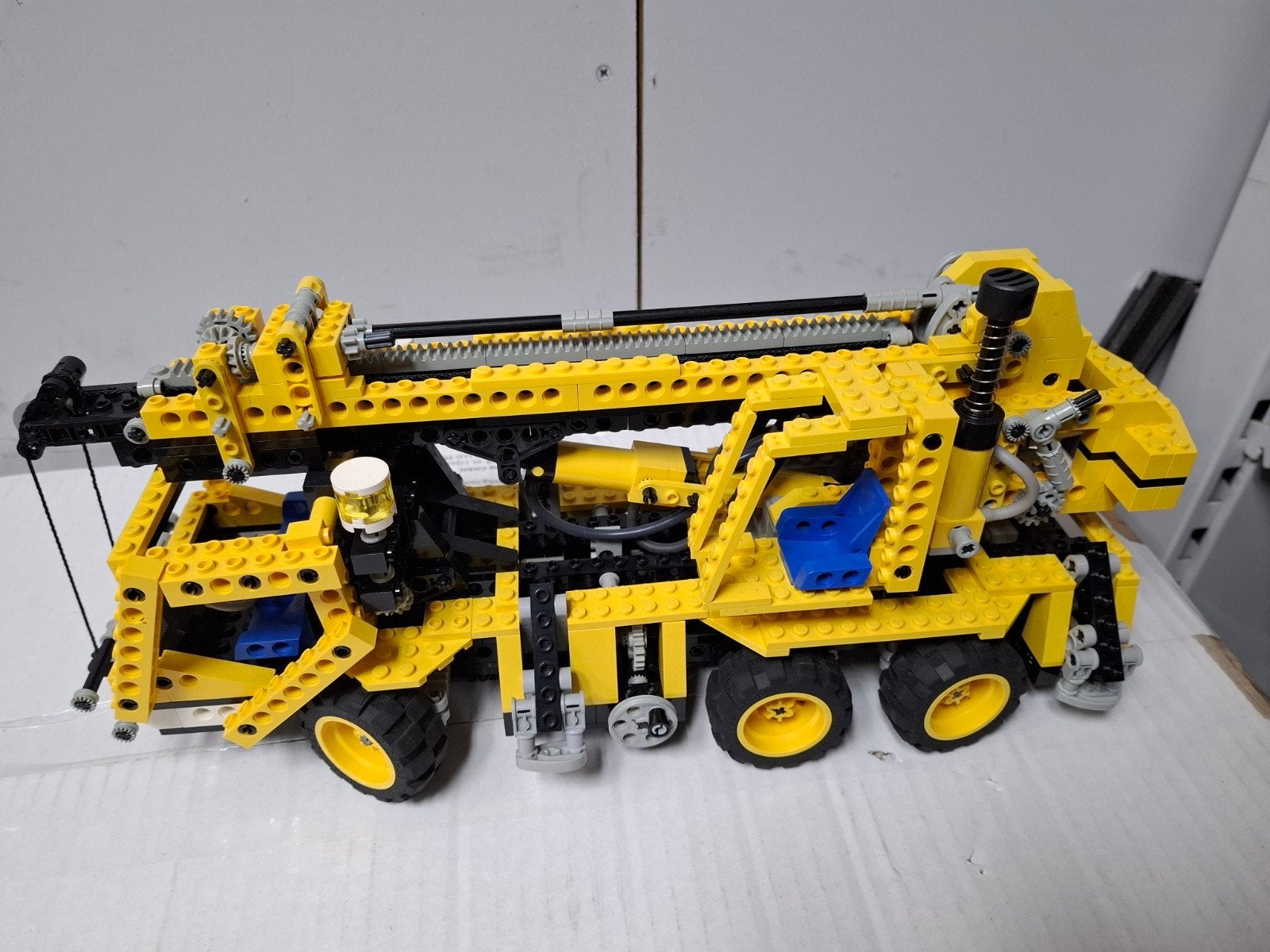 Lego 8438 Technic Kraanwagen - Gele Bouwset, Ophalen of Verzenden, Zo goed als nieuw