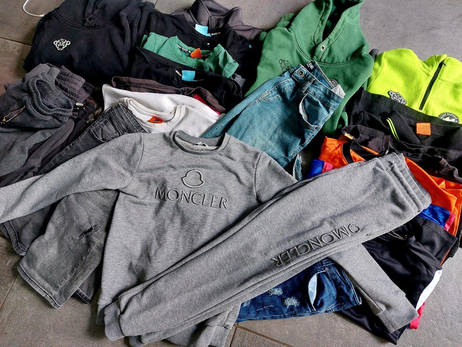 Groot kledingpakket Black Bananas & Moncler jongens 146/152, Kinderen en Baby's, Kinderkleding | Maat 146, Gebruikt, Setje, Jongen