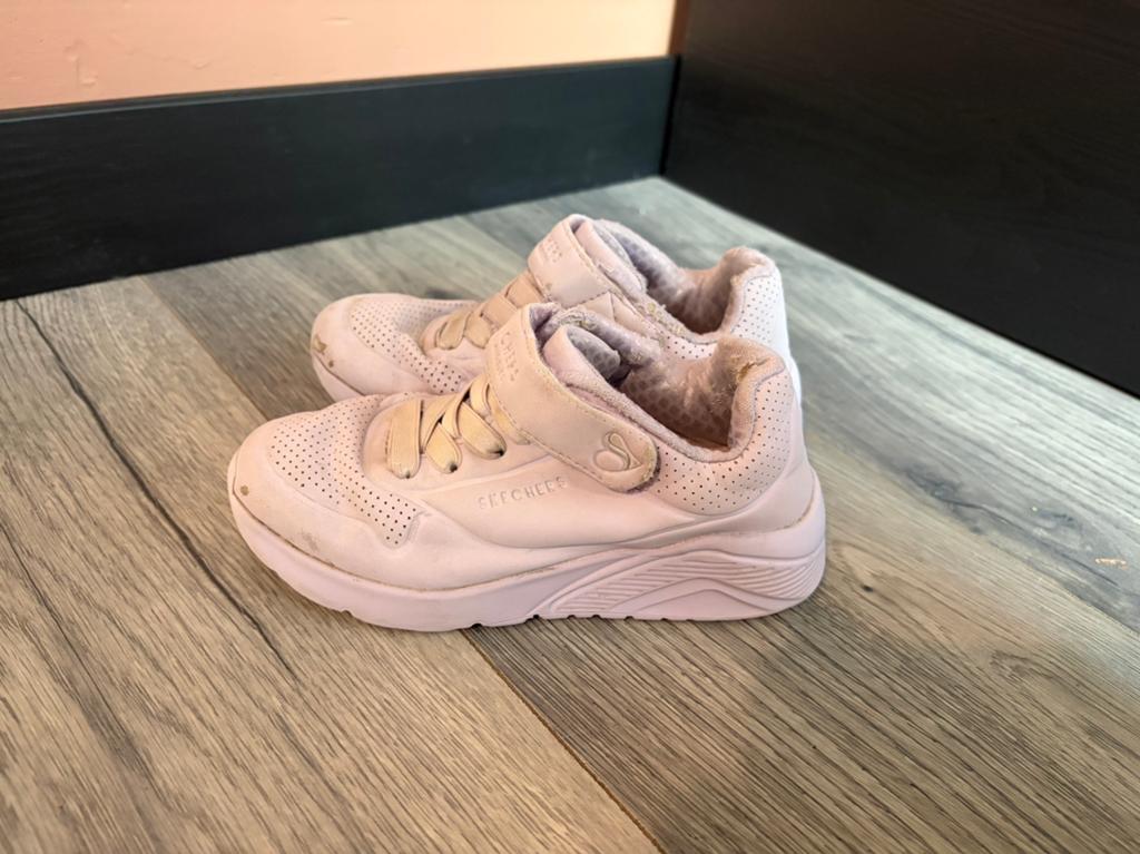 Skechers sneakers meisjes maat 27, Ophalen of Verzenden, Gebruikt, Meisje, Sportschoenen