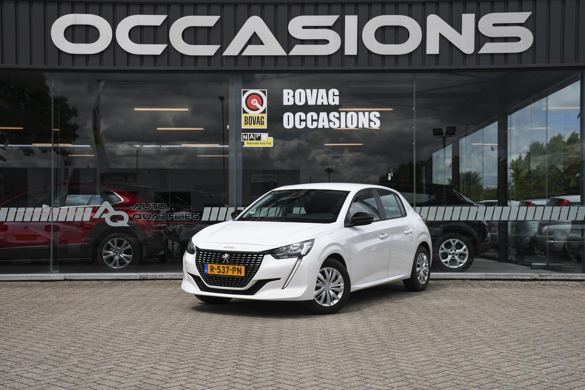 Peugeot 208 1.2 Active APPLE CARPLAY/ CRUISE CONTROL/ DAB, Voorwielaandrijving, 12 maanden, Stof, Euro 6