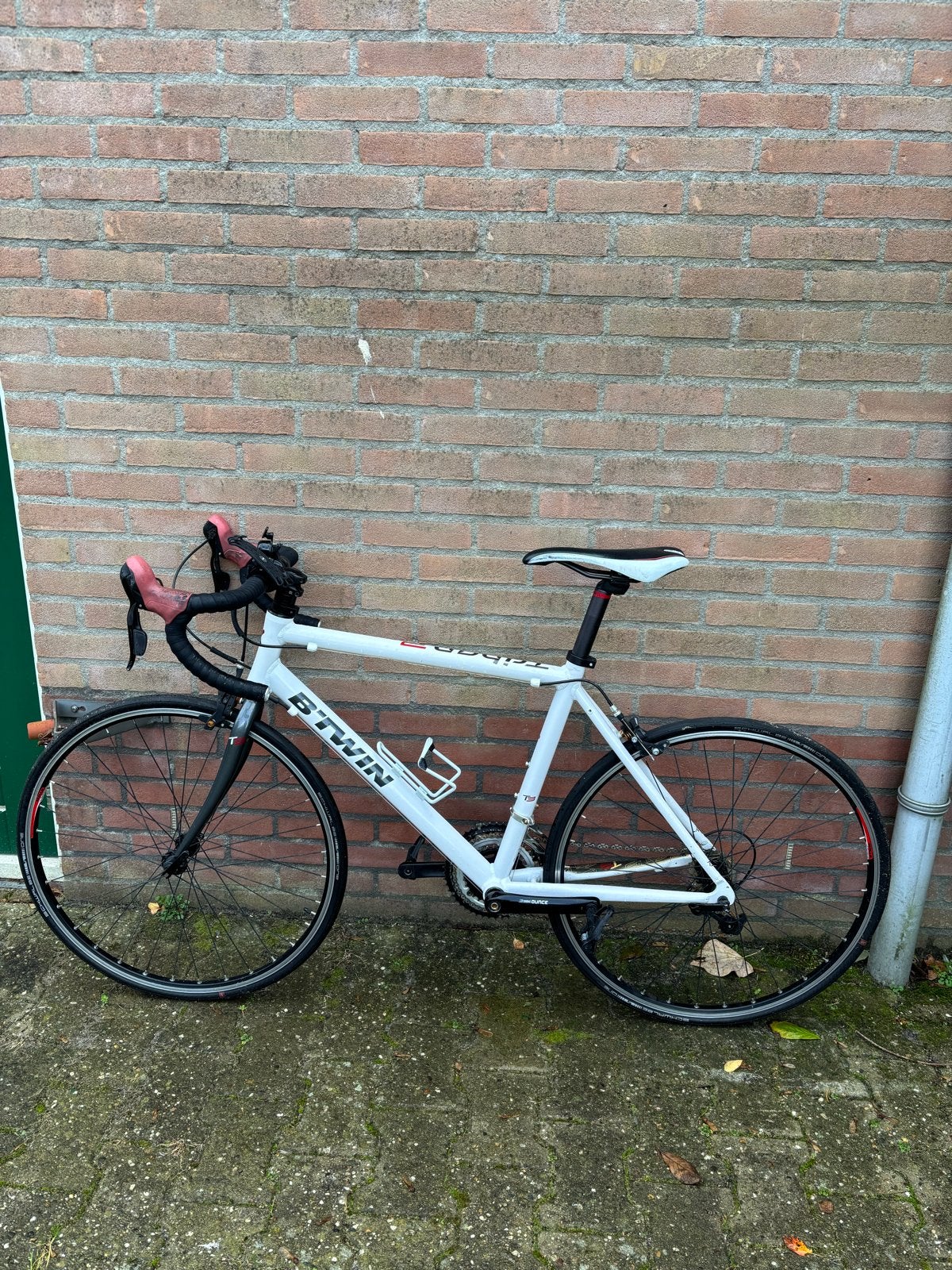 B'Twin Triban 3 racefiets, Fietsen en Brommers, 28 inch, Aluminium, 49 tot 53 cm, Zo goed als nieuw