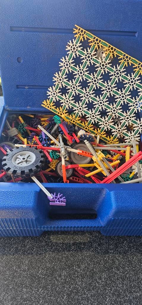Stevige K'nex koffer vol met K'nex, Ophalen of Verzenden, Gebruikt, Bouwen