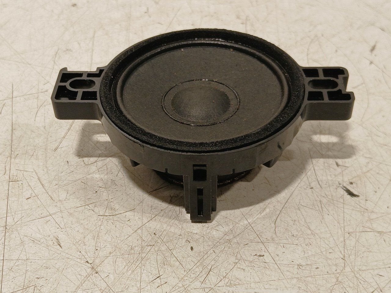 Luidspreker Audi A4, Ophalen of Verzenden, Van der Ven Autorecycling B.V., Onderdelen@venauto.nl, Ettenseweg 76, 4706 PB Roosendaal, The Netherlands