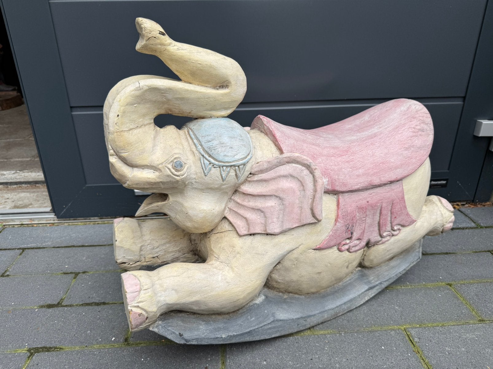 Vintage  houten schommelolifant, Ophalen