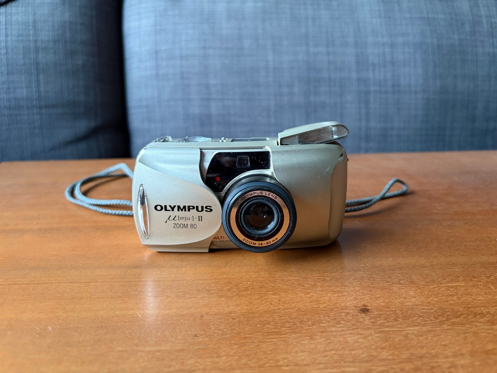 Olympus mju-II Zoom 80 - Voor onderdelen/reparatie, Ophalen of Verzenden, Niet werkend, Compact, Olympus