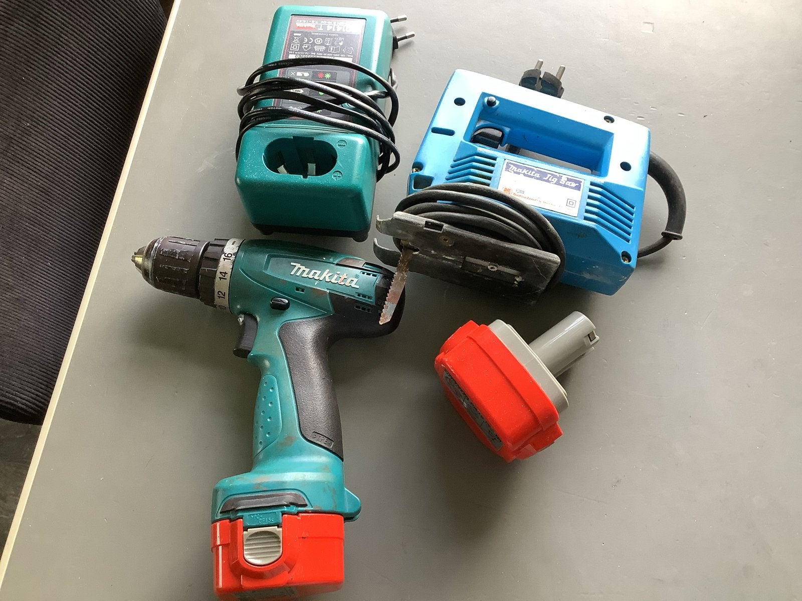 Makita Accu Boor-/Schroefmachine en Decoupeerzaag, Gebruikt, Variabele snelheid, Ophalen of Verzenden, Boor- en Schroefmachine