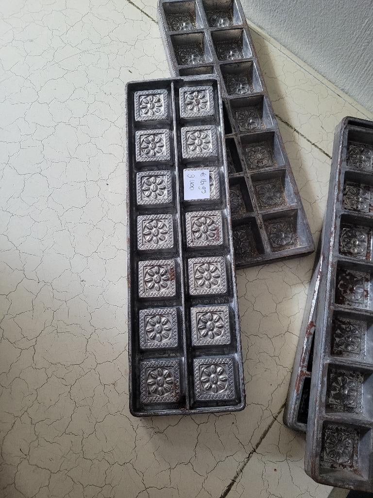 Zeer oude zware kwaliteit chocolademallen p/st 5 euro, Ophalen of Verzenden