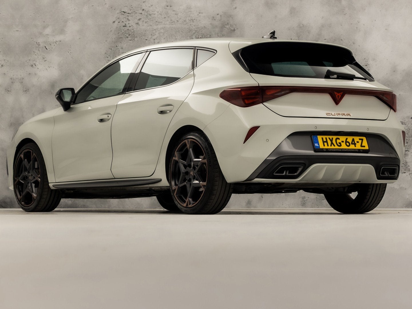 Cupra León