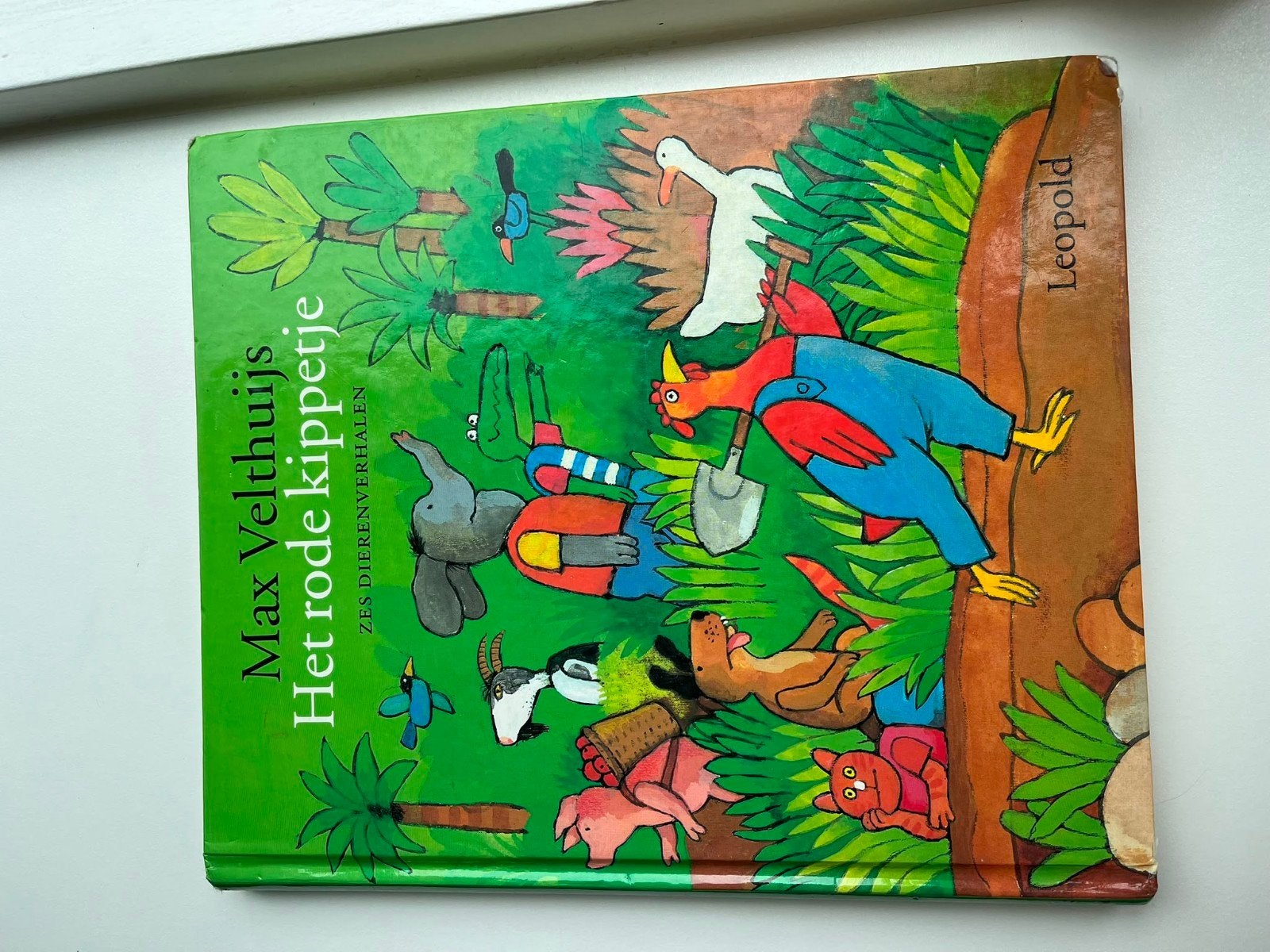 Het rode kippetje zes dierenverhalen, Gelezen, Fictie algemeen, Max Velthuijs, Jongen of Meisje