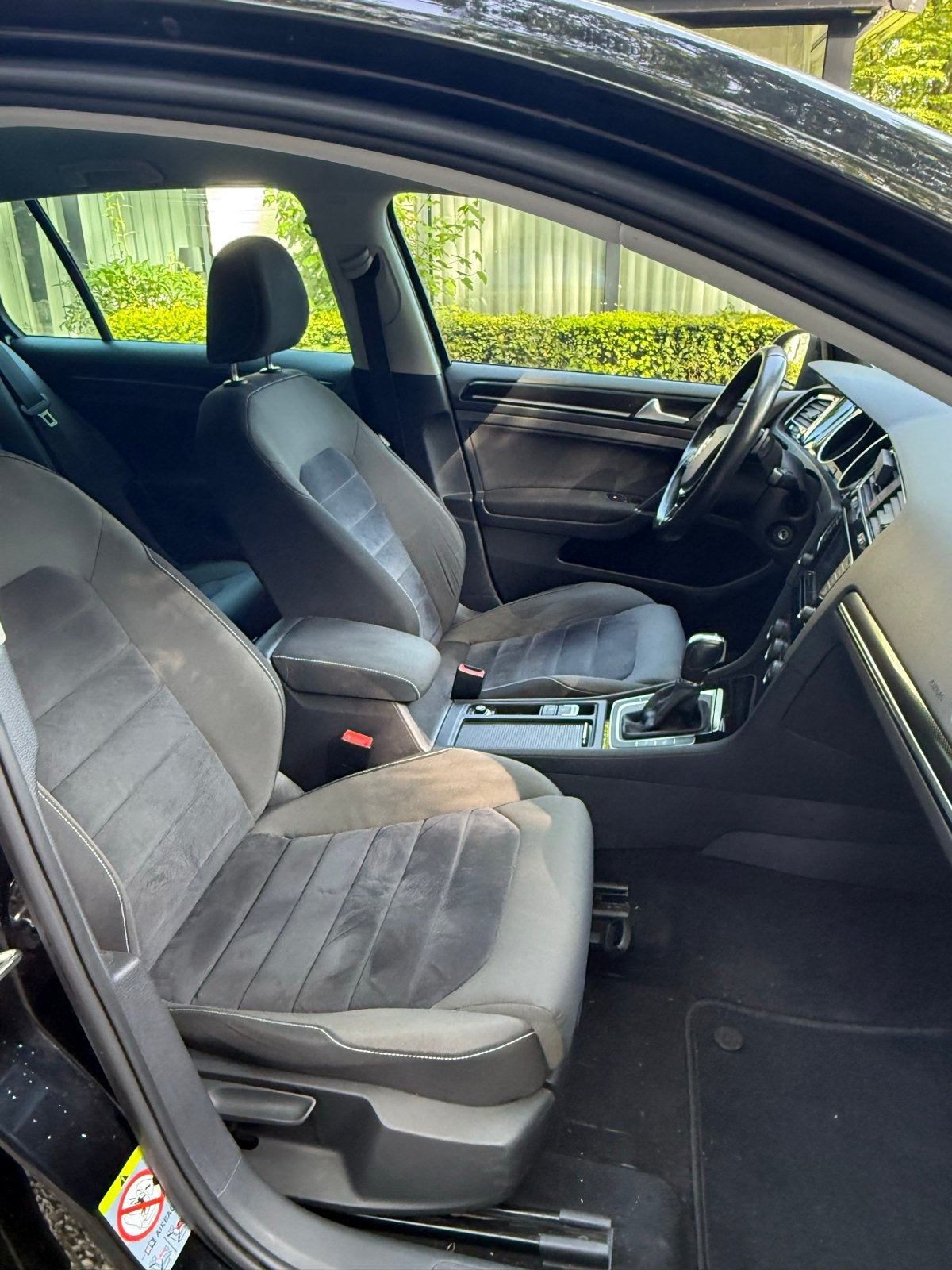 Volkswagen Golf 1.4 TSI 90KW DSG 2013 Zwart, Auto's, Zwart, 4 cilinders, Parkeerassistent, Alcantara