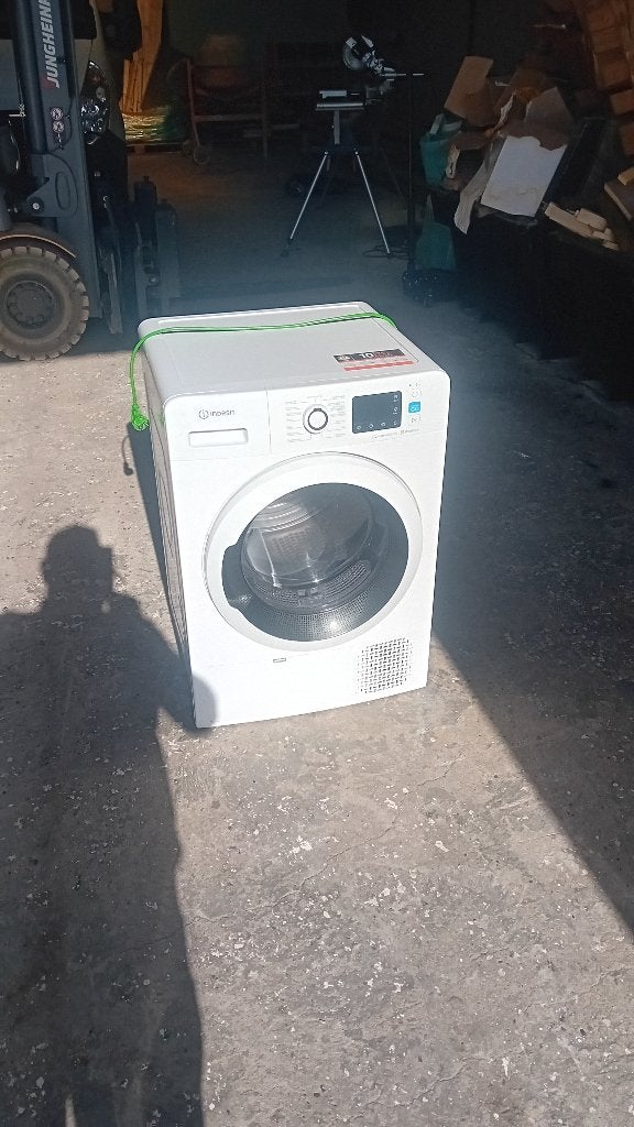 Droger  warmtepompdroger, Ophalen, 6 tot 8 kg, Zo goed als nieuw, 85 tot 90 cm