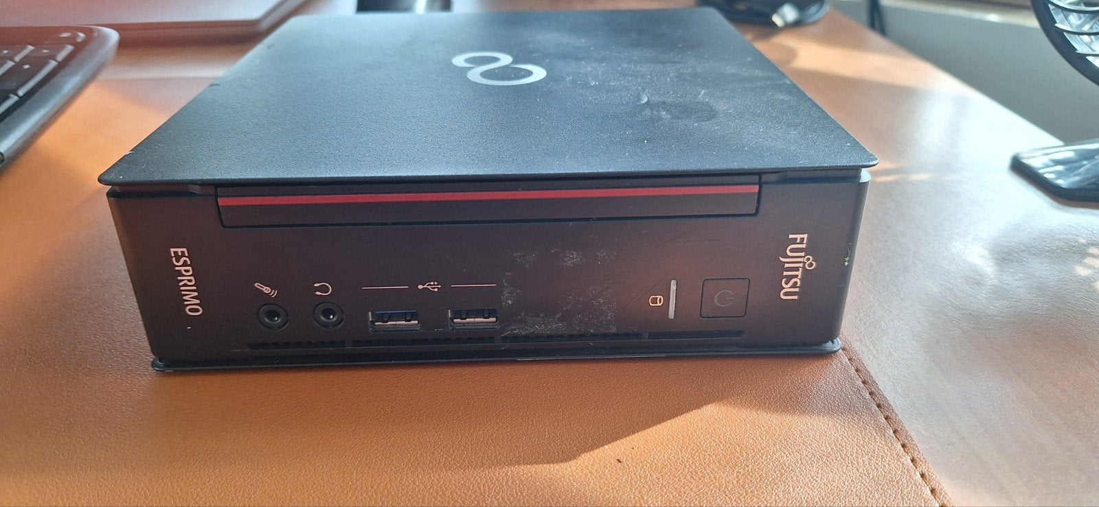 Fujitsu Esprimo Q556/2 Mini PC - Compacte Desktop, Ophalen, Gebruikt, 2 tot 3 Ghz, 8 GB