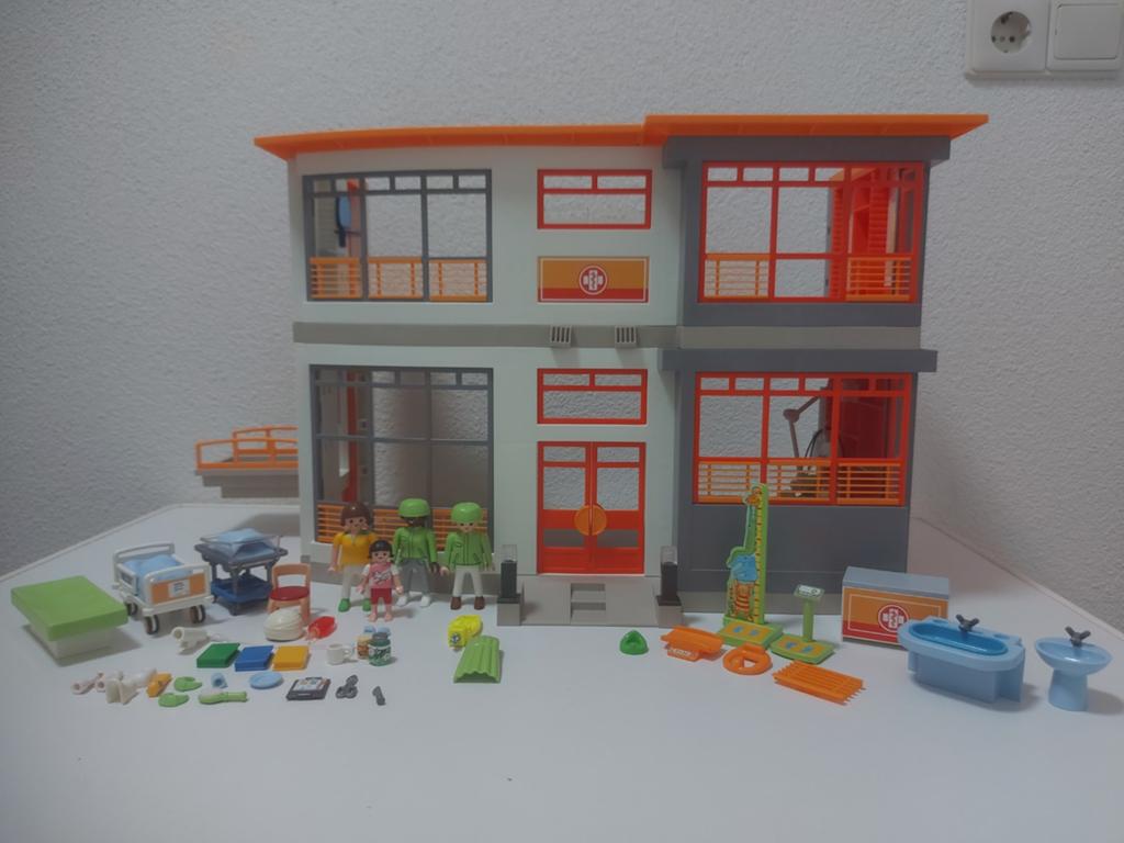 Playmobil 5567 ziekenhuis, Ophalen of Verzenden, Zo goed als nieuw, Complete set