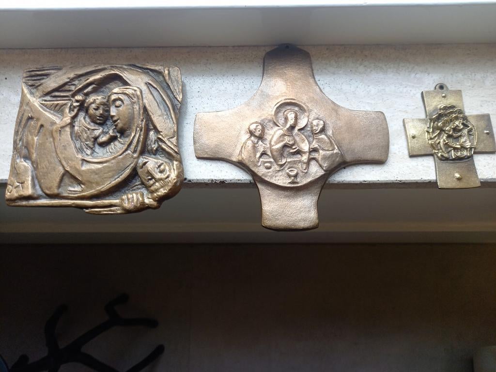 3 PRACHTIGE MASSIEF BRONZEN PLAQUETTES .
DE 3 PLAQUETTES ZIJ, Ophalen of Verzenden
