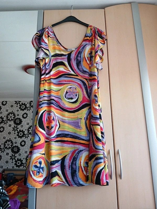 Veelkleurige jurk van Magna met korte mouwen, maat 54, Kleding | Dames, Meerkleurig, Jurk, Ophalen of Verzenden, Magna