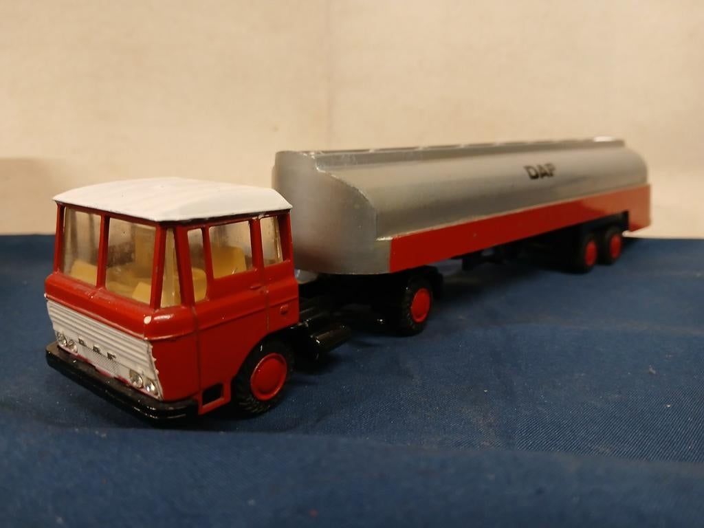 Lion Car DAF 2600 " DAF Promotionel "., Ophalen of Verzenden, Bus of Vrachtwagen, Lion Toys