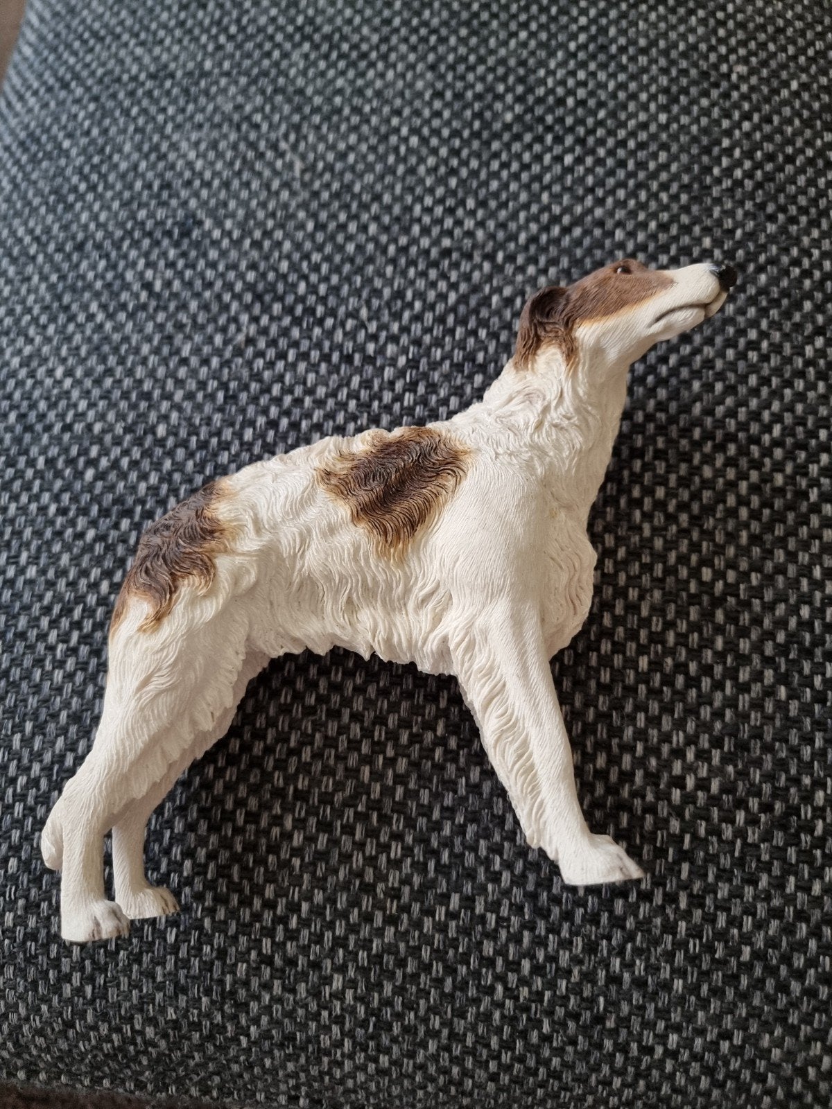 Borzoi Windhond Beeldje - Gedetailleerd Hondenbeeld, Ophalen of Verzenden, Zo goed als nieuw