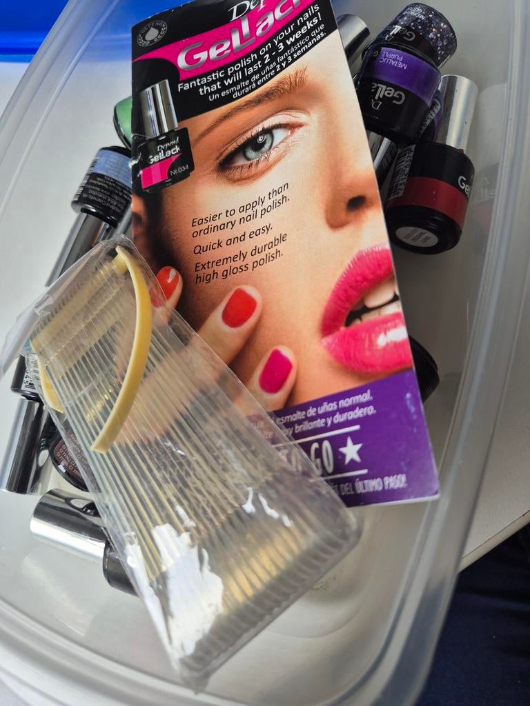 Gellak starterspakket met diverse kleuren voor nagelstylists, Ophalen of Verzenden, Gebruikt