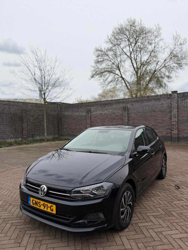 Volkswagen Polo 1.0 TSI 95pk 7-DSG 2018 Zwart, Auto's, Volkswagen, Particulier, Polo, Airbags, Bluetooth, Climate control, Cruise Control
