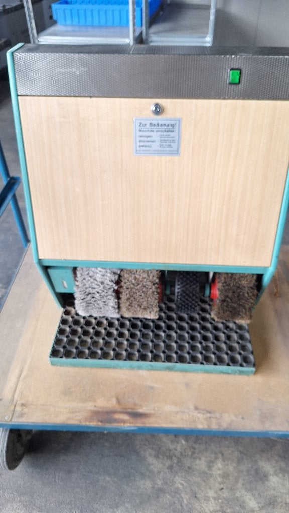 Schoenenpoetsmachine H&H Maschinenbau Hardo4, Ophalen, Overige kleuren, Overige typen, Industriepark 2a 9351PA Leek