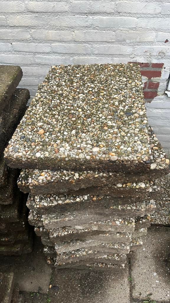 GRATIS tegels van 60x40, Tuin en Terras, Ophalen, Zo goed als nieuw, Beton, Terrastegels