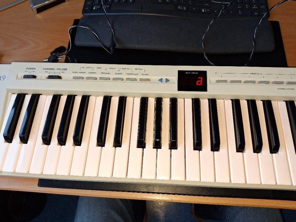 Midi keyboard, Zo goed als nieuw, Midi-aansluiting, Ophalen, 49 toetsen