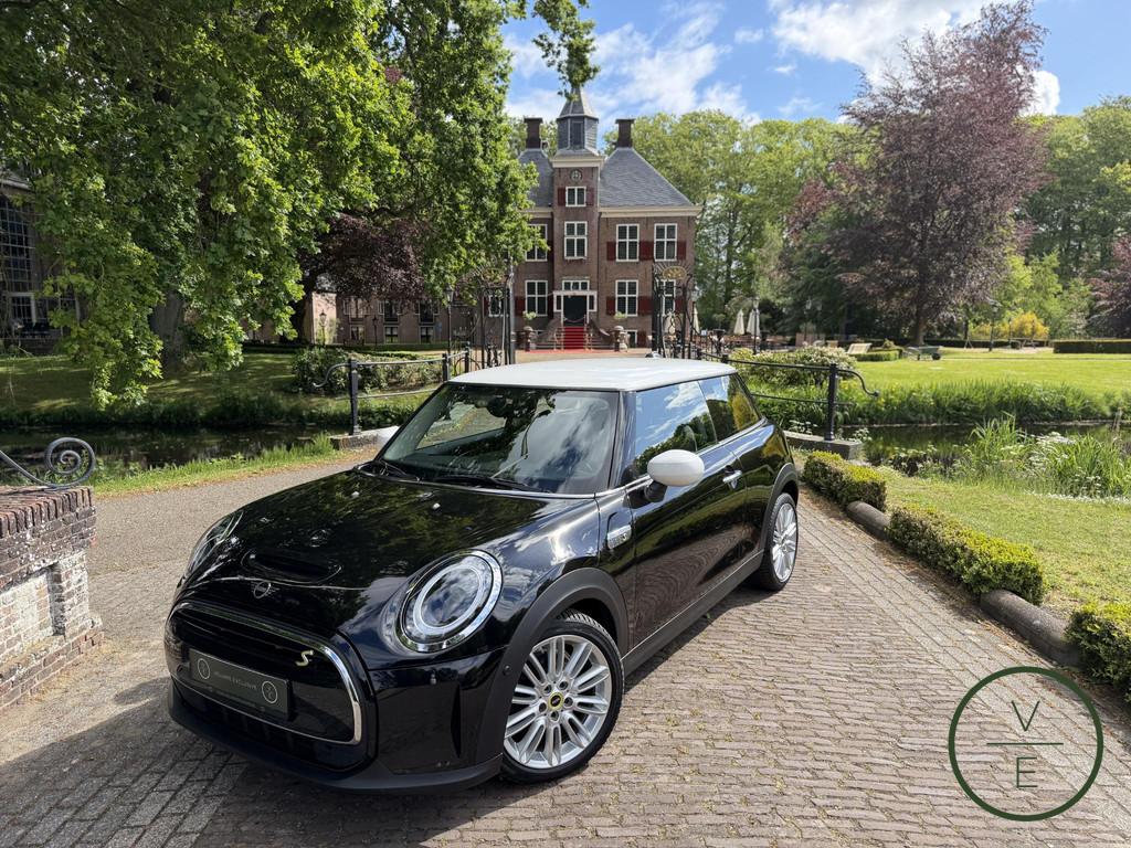 Mini Mini Electric Essential 33 kWh | PDC | DigiDash | Sport, Auto's, Mini, Stof, Gebruikt, 33 kWh, 4 stoelen