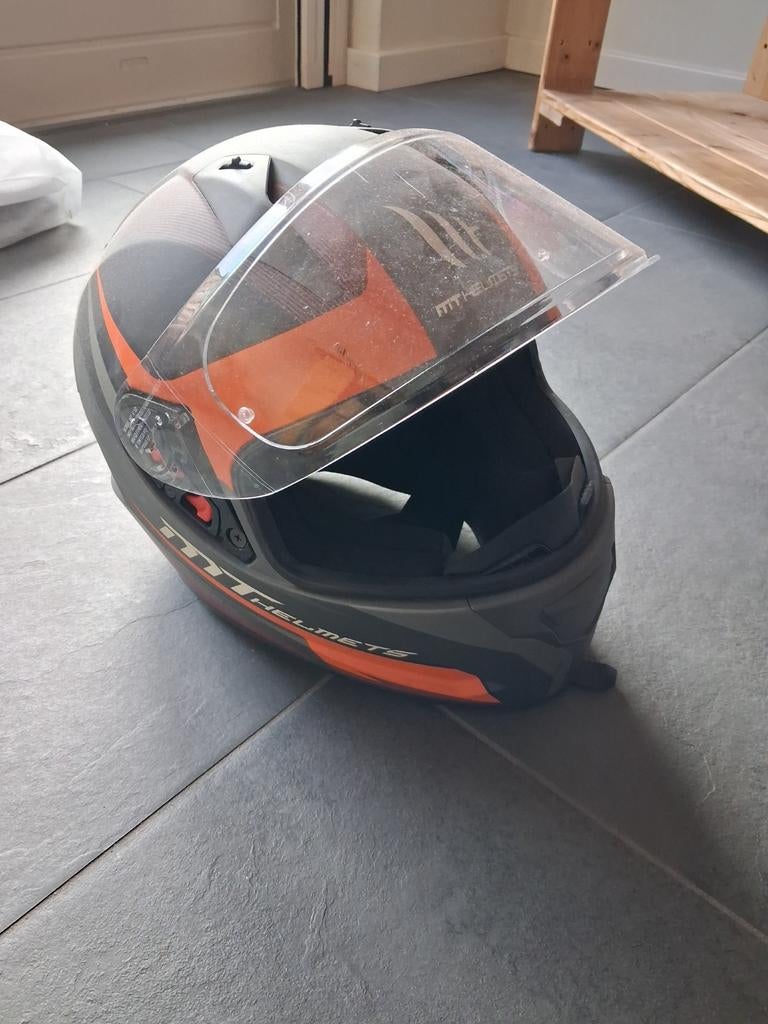Te koop aangeboden brommer/scooter helm, Ophalen