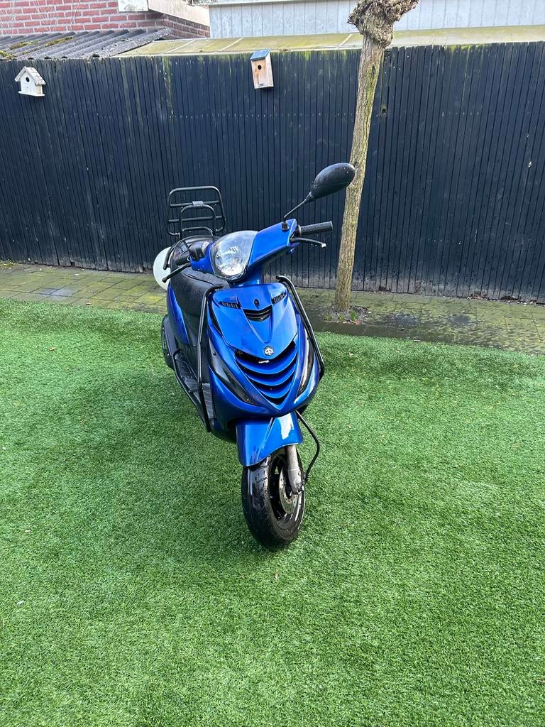 Blauwe Piaggio Zip 4t Scooter Snor 50cc 2021 iget euro5, Ophalen, Gebruikt, Benzine, Zip