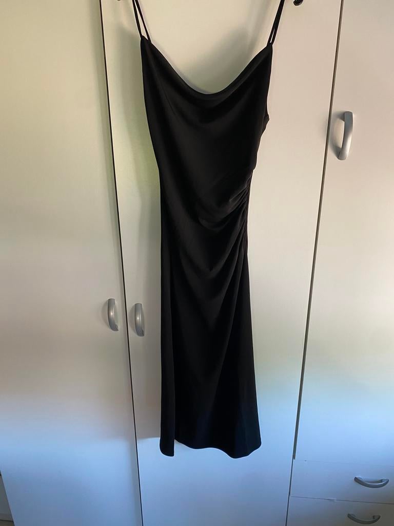 Zwarte lange jurk van H&M maat XS, Kleding | Dames, Zwart, Ophalen of Verzenden, Zo goed als nieuw, Maat 34 (XS) of kleiner