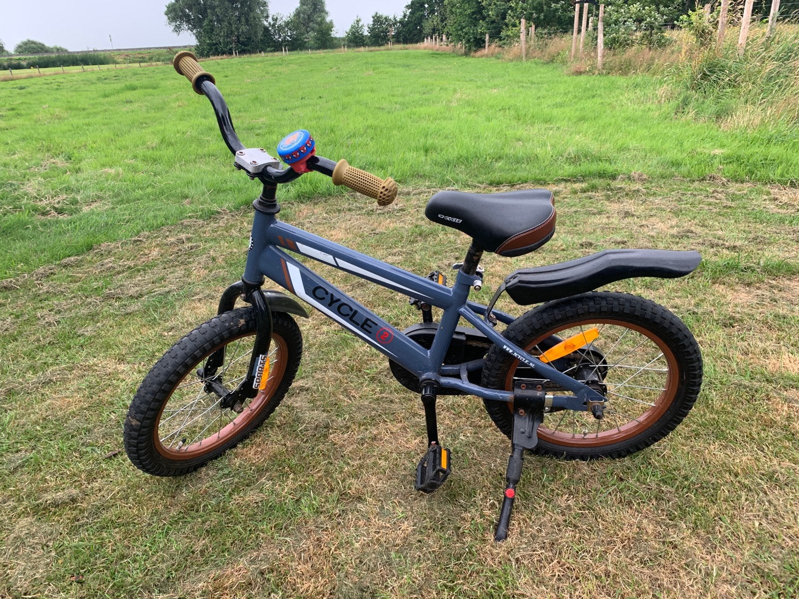 Jongensfiets 2cycle | 16 inch, Fietsen en Brommers, Ophalen, Gebruikt, Terugtraprem, 16 tot 20 inch