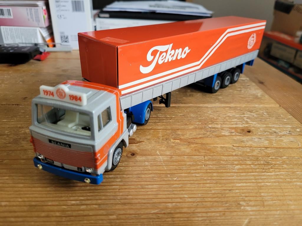 Scania 141 tekno oplegger, T, T, Zo goed als nieuw, Tekno