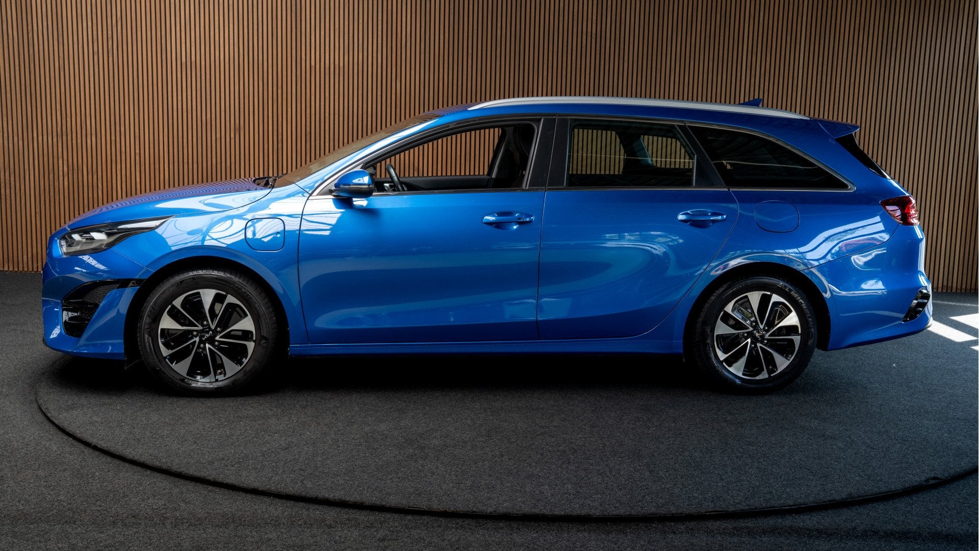 Kia Ceed Sportswagon 1.6 GDI PHEV Navi Camera ACC Leder Memo, Gebruikt, Zwart, Leder en Stof, Plug-in hybride