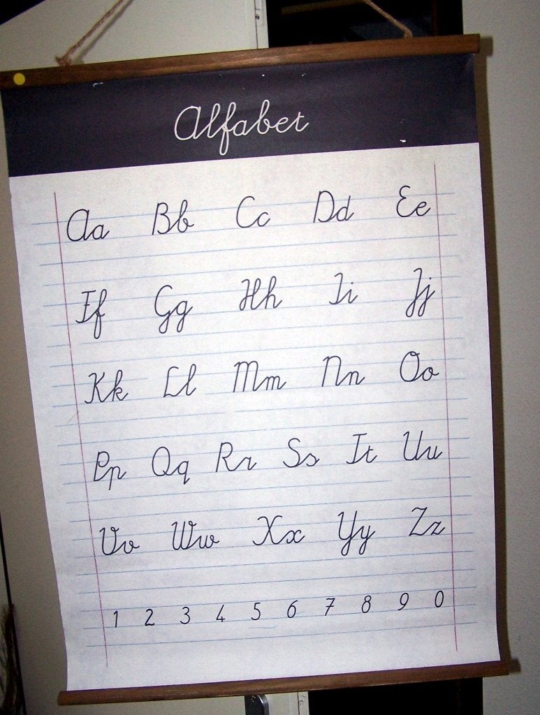 Vintage schoolplaat alfabet schuinschrift. 72x50cm. Izgs., Ophalen of Verzenden, Overige thema's