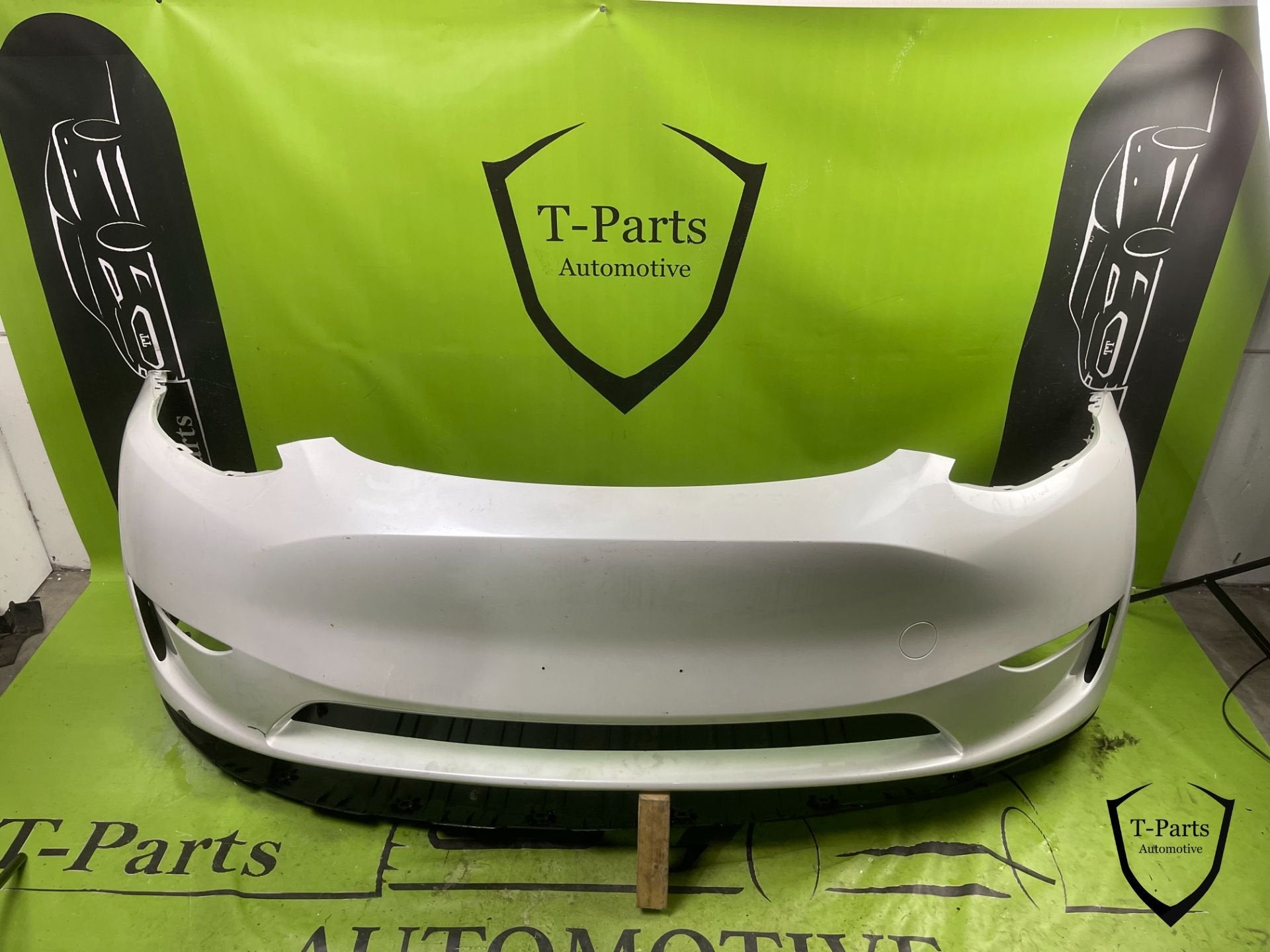 tesla model Y voorbumper bumper